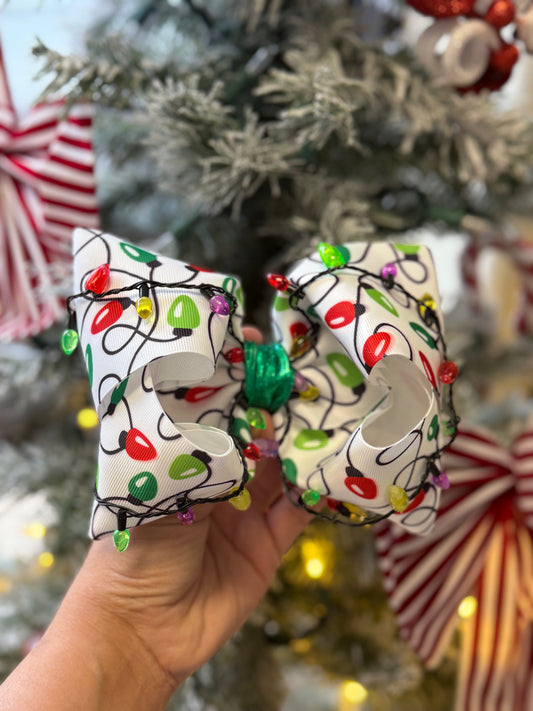 Lighted Christmas bowtique 6”